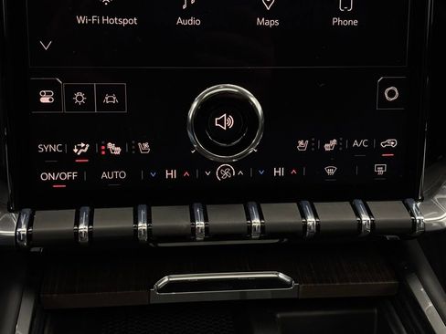 New 2026 GMC Acadia Denali w/ Super Cruise Package image 32