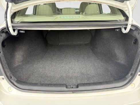 Used 2017 Honda Accord Touring image 16