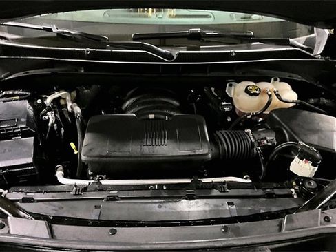 Used 2023 GMC Yukon XL AT4 image 27