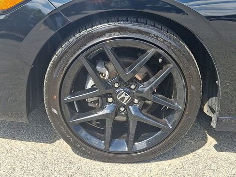 Used 2024 Honda Civic Sport image 8