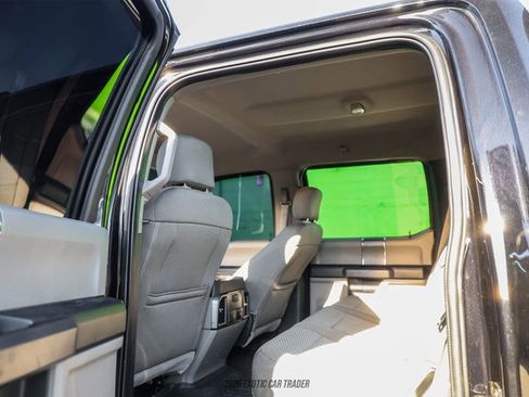 Used 2019 Ford F250 XLT w/ XLT Premium Package AWD/4WD image 38