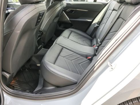 Used 2024 BMW i5 eDrive40i w/ M Sport Package image 47