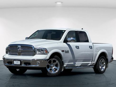 Used 2015 RAM 1500 Laramie w/ Convenience Group AWD/4WD image 1