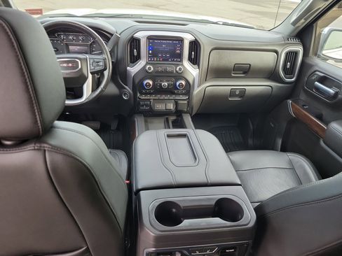 Used 2019 GMC Sierra 1500 SLT w/ SLT Premium Plus Package image 18