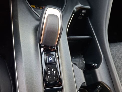 Certified 2023 Toyota Crown XLE image 17