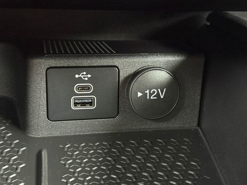 Used 2024 Ford Bronco Sport Badlands image 10