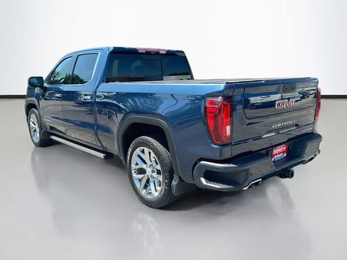 Used 2022 GMC Sierra 1500 Denali w/ Denali Reserve Package AWD/4WD image 8