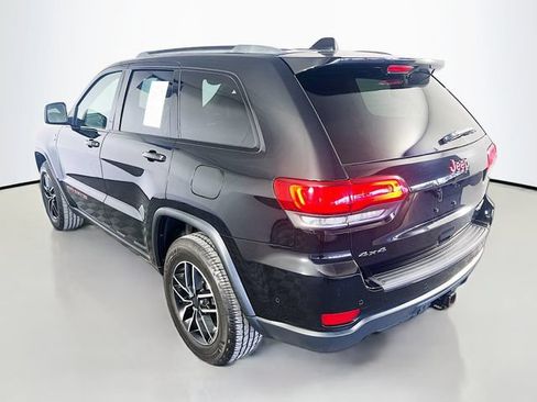 Used 2020 Jeep Grand Cherokee Trailhawk w/ Trailhawk Luxury Group AWD/4WD image 6