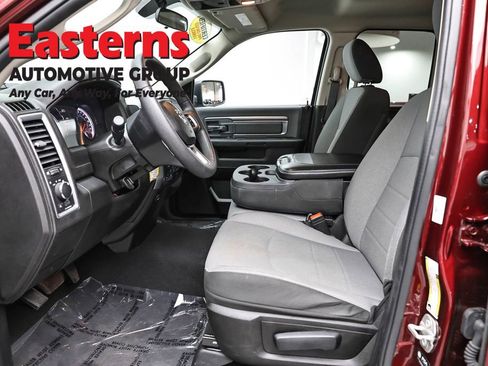 Used 2024 RAM 1500 Classic SLT AWD/4WD image 13