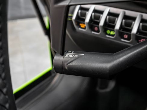 Used 2015 Lamborghini Aventador LP 700-4 image 65