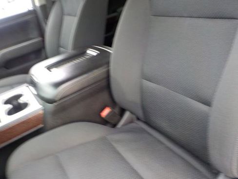 Used 2018 GMC Sierra 1500 SLE image 23