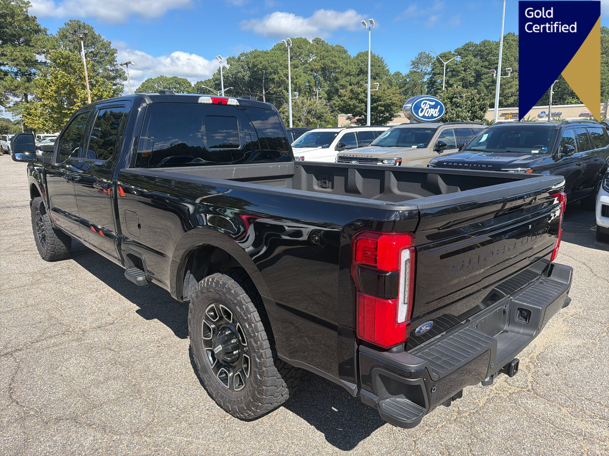 Used 2025 Ford F350 Platinum AWD/4WD image 7