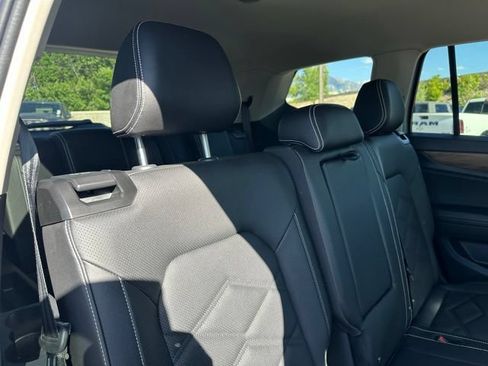 Used 2026 Volkswagen Atlas SE AWD/4WD image 18