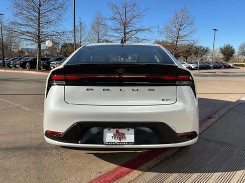 New 2026 Toyota Prius XLE image 7