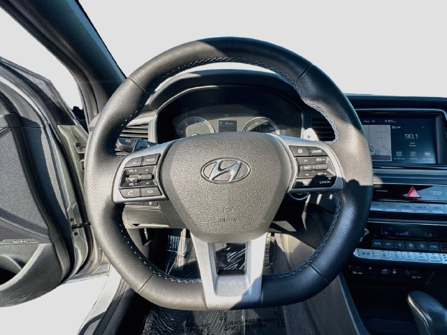 Used 2019 Hyundai Sonata Limited FWD image 14