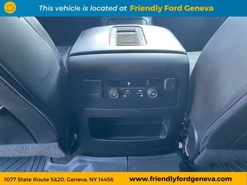Used 2018 GMC Yukon Denali AWD/4WD image 32