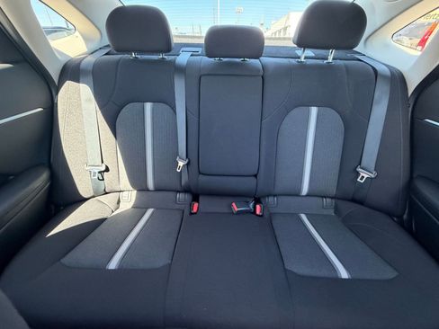 Used 2025 Hyundai Sonata SEL FWD image 38