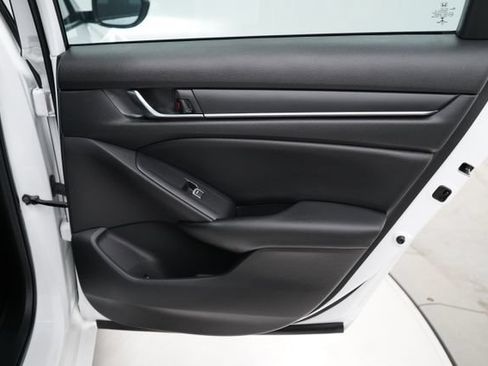 Used 2022 Honda Accord Sport image 46