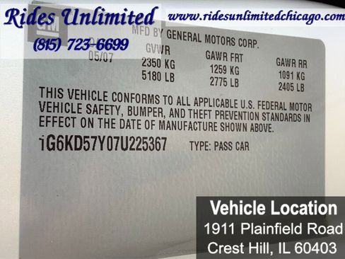 Used 2007 Cadillac DTS Luxury I w/ Trunk Convenience Package FWD image 21