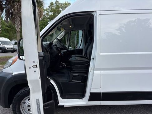 Used 2021 RAM ProMaster 1500 w/ Convenience Group FWD image 11