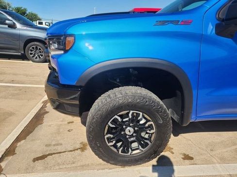 Used 2025 Chevrolet Silverado 1500 ZR2 image 13