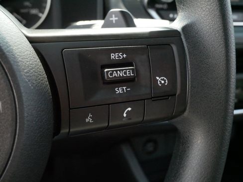Used 2024 Nissan Rogue S AWD/4WD image 26