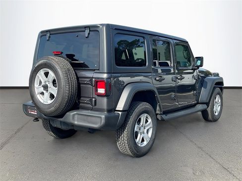 Certified 2022 Jeep Wrangler Unlimited Sport image 7