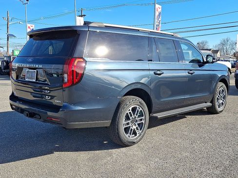 New 2026 Ford Expedition Max Active image 5
