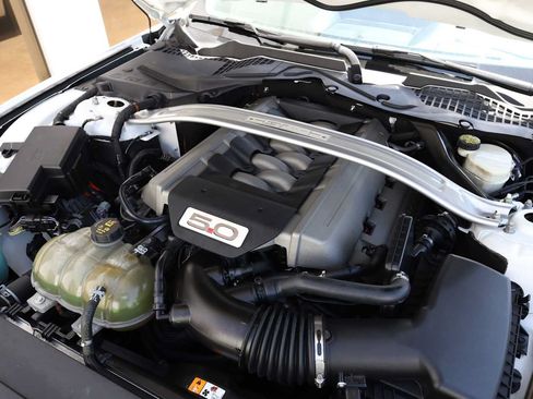 Used 2016 Ford Mustang GT Premium w/ Equipment Group 401A RWD image 49