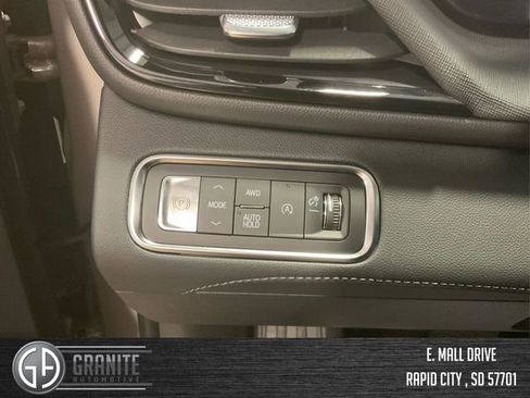 New 2026 Buick Enclave Sport Touring w/ Super Cruise Package image 18