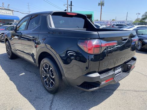 Used 2024 Hyundai Santa Cruz SEL FWD image 12