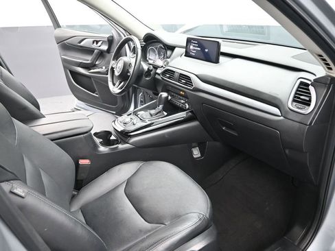 Used 2023 MAZDA CX-9 Touring image 25