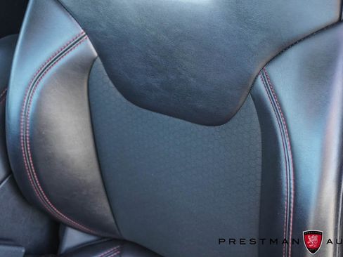 Used 2019 Jeep Cherokee Trailhawk w/ Cold Weather Group image 25