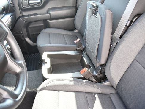 Used 2022 Chevrolet Silverado 1500 Custom Trail Boss w/ LPO, Dark Essentials Package image 21