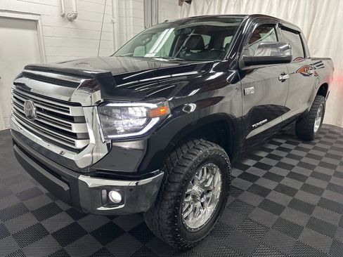 Used 2018 Toyota Tundra Limited w/ Limited Premium Package image 4
