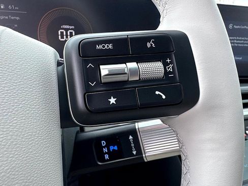 New 2026 Hyundai Santa Fe SE image 14