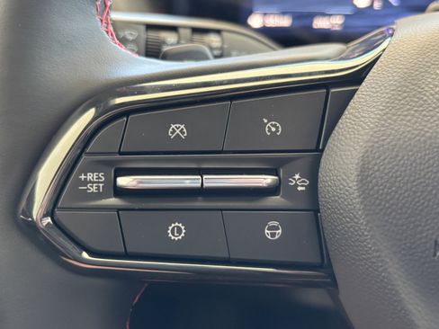 New 2026 Chevrolet Traverse RS AWD/4WD image 11