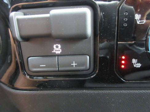 New 2026 GMC Sierra 3500 SLE w/ SLE Value Package image 20