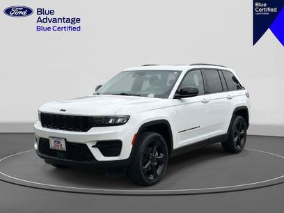 Used 2023 Jeep Grand Cherokee Altitude