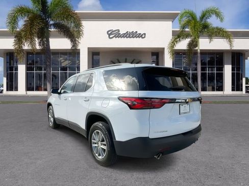 Used 2023 Chevrolet Traverse LT image 10