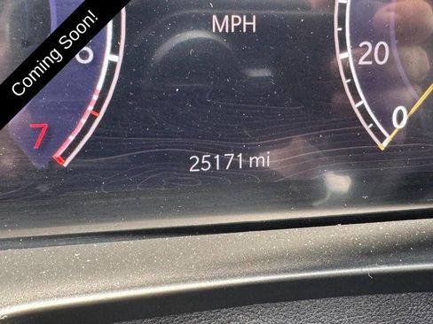 Used 2024 Jeep Grand Cherokee Altitude AWD/4WD image 21
