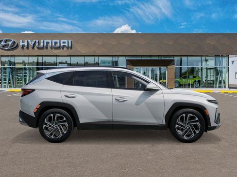 New 2026 Hyundai Tucson SEL Plus AWD/4WD image 7