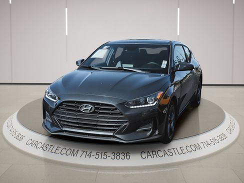 Used 2019 Hyundai Veloster 2.0 image 2