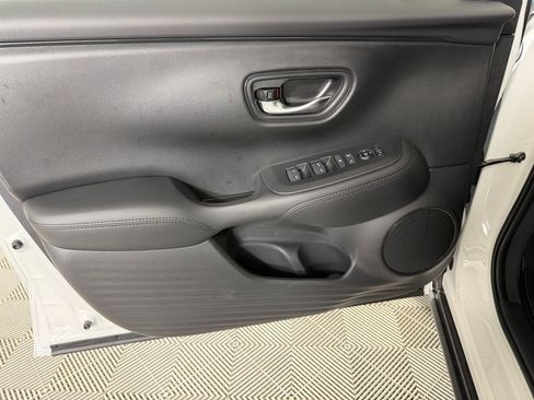 Used 2026 Honda HR-V LX image 13
