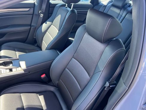 Used 2022 Honda Accord Sport image 13