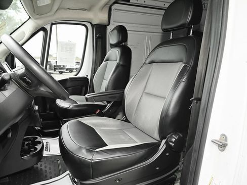 Used 2023 RAM ProMaster 3500 FWD image 16