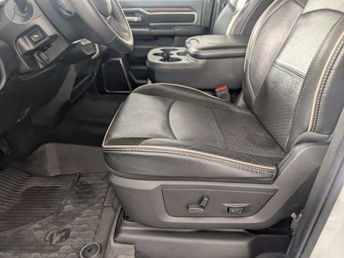 Used 2024 RAM 2500 Laramie AWD/4WD image 12