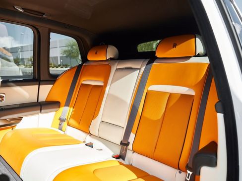 Used 2026 Rolls-Royce Cullinan AWD/4WD image 49