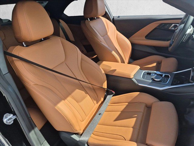 Used 2025 BMW 230i xDrive Coupe w/ Premium Package AWD/4WD image 13