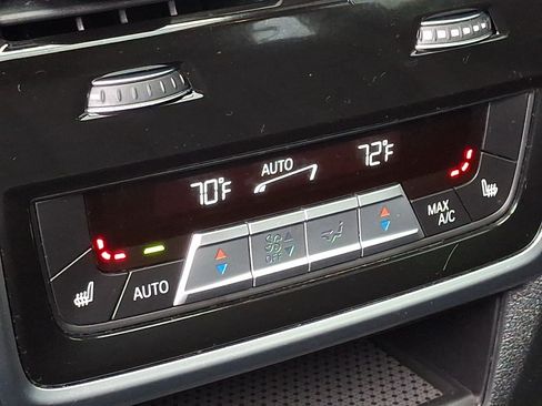 Used 2019 BMW X5 xDrive40i w/ M Sport Package AWD/4WD image 11